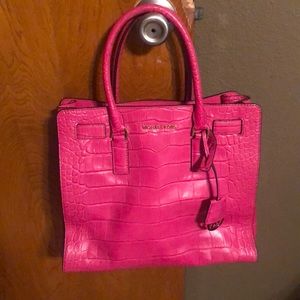 Micheal Kors Hot Pink Purse